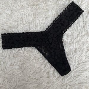 Victoria’s Secret the lace one size black thong